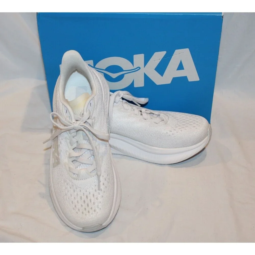 NEW Hoka One Women's MACH 6 RUNNING ATHLETIC SNEAKERS WHITE 5.5